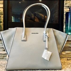 Michael Kors Avril Pearl Gray Extra Large Tote Bag New w/ tags